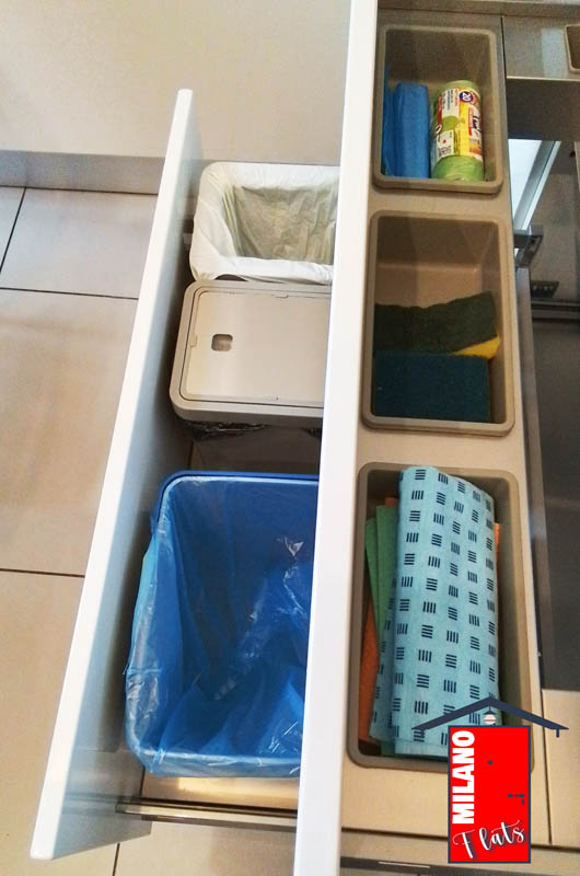 1004cassetto-raccolta-differenziata-appartamento-via-golinelli-segrate-mi