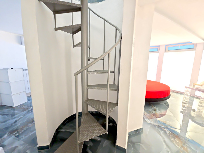 1099milanoflats_-_igloo_-_scala_a_chiocciola