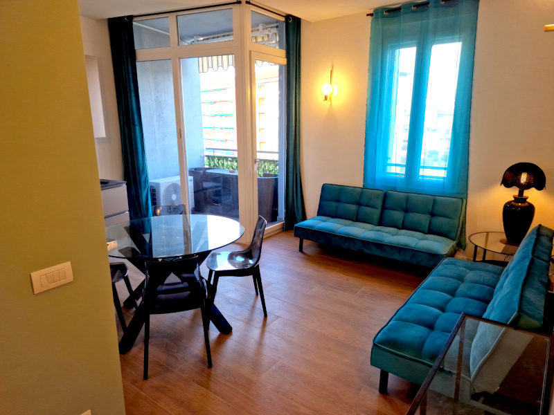 1111milanoflats_-_washington_-_soggiorno_con_balcone