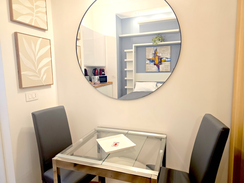 1574milanoflats_-_sarpi_m-_tavolo