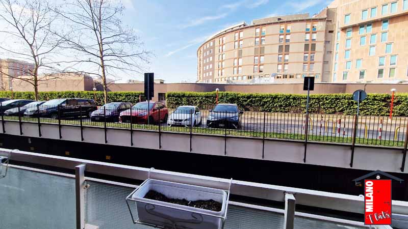 1625balcone-vista-ospedale-san-raffaele-airbnb-residenza-fontanile-milano-due-segrate-mi