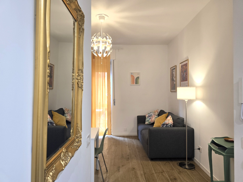 1674milanoflats-lomellina-corridoio5-leggera