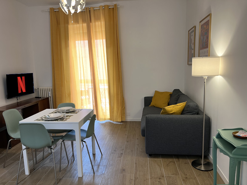 237milanoflats-lomellina-soggiorno2