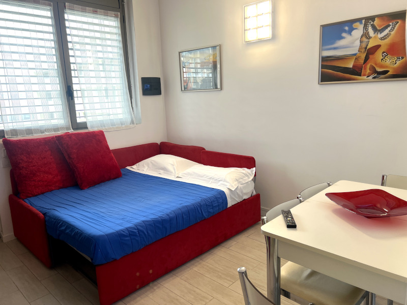 275milanoflats_-_bovisa304_-_divano_letto