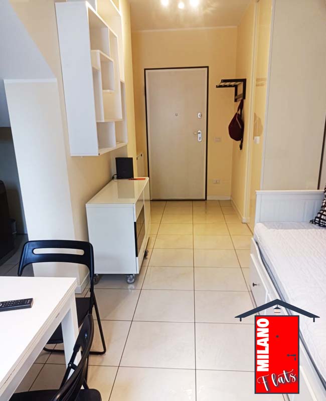 542ingresso-porta-blindata-videocitofono-bilocale-airbnb-villapizzone-milano