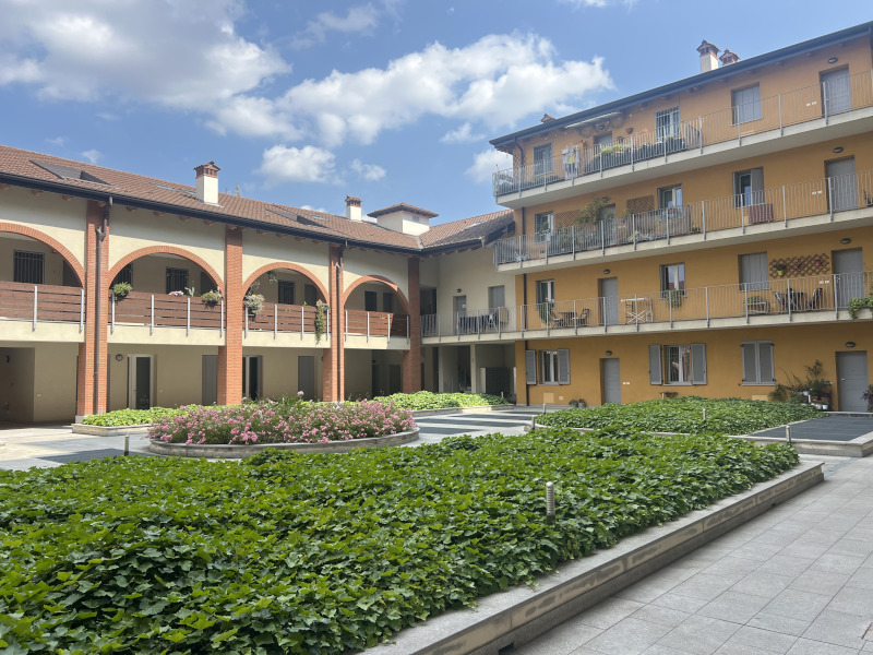 582milanoflats-monobrandacastiglioni-cortile2