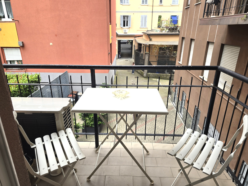 882milanoflats-lomellina-balcone-leggera
