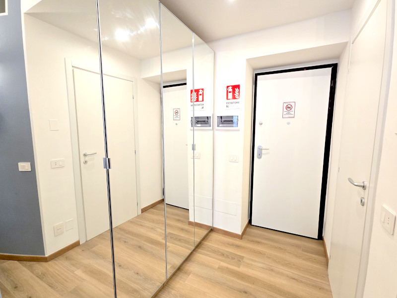 929milanoflats_-_sarpi_-_porta_appartamento