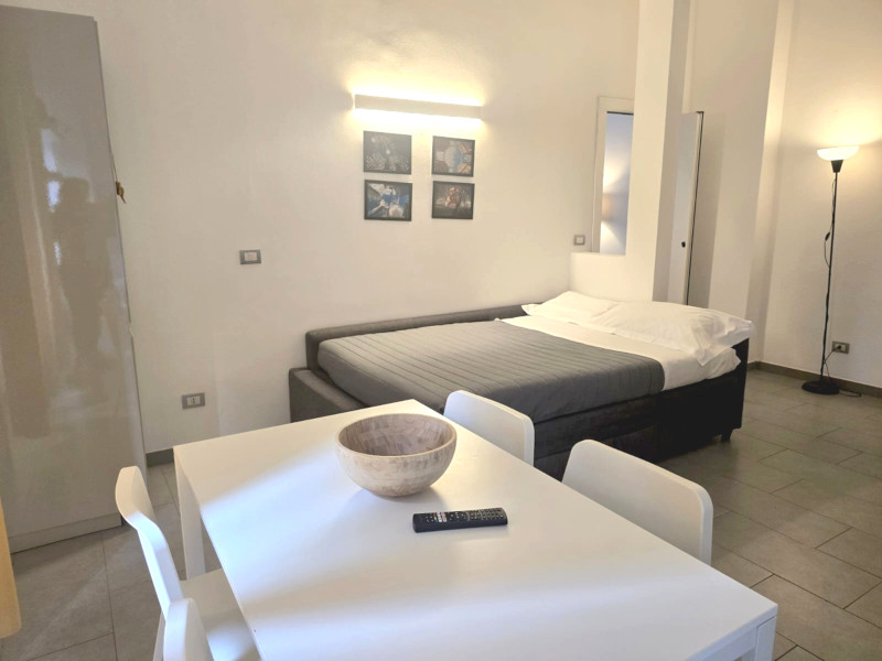 milanoflats_-_govone_-_divano_letto_panoramica