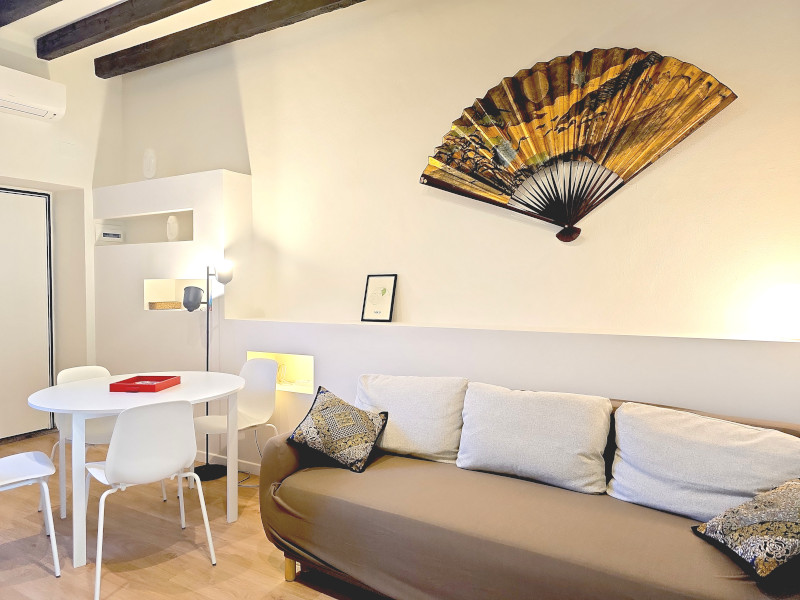 milanoflats_-_pasteur_-_divano